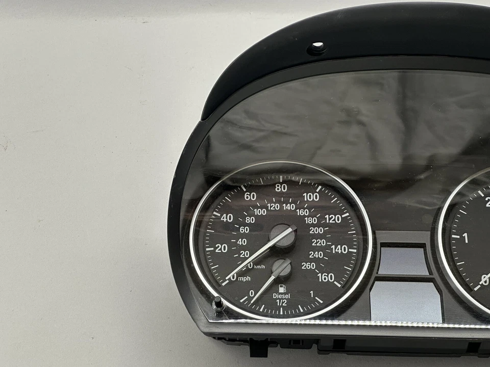 BMW 335d 2009-2011 velocímetro Speedo OEM (coincidencia 9187374 01) diésel Foto 2 de 4