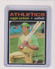 1971 TOPPS #20 REGGIE JACKSON IN VG/EX CONDITION - OAKLAND A's