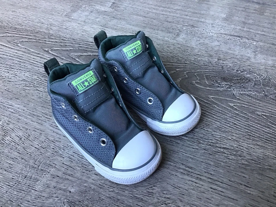 Converse Infant Talla 6 Chuck Taylor All Star Street Mid 761973F Gris Fresco Sin Cordones Foto 2 de 4