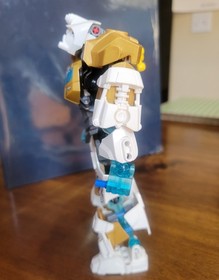 LEGO BIONICLE: Kopaka-Master of Ice (70788) Incomplete