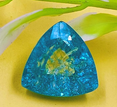 Natural Zambia Green Emerald 10.30 Ct EGL Certified Trillion Cut Gemstone MKQ
