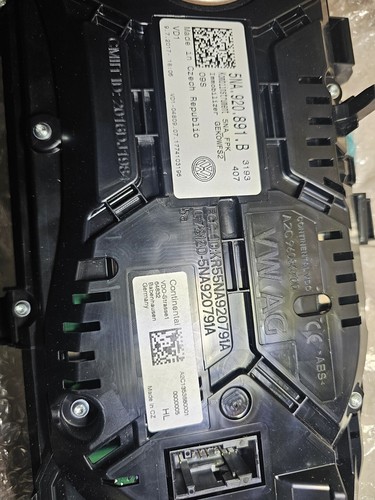 18 Volkswagen Tiguan Digital Speedometer Head Cluster Speedo OEM LKQ - Picture 7 of 11
