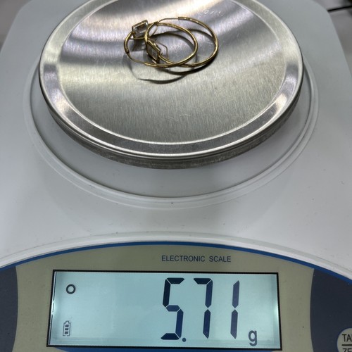 9ct 9K Yellow Gold Round Hoop Earrings With Cubic Zirconias 34mm 5.71 Grams. New - Picture 10 of 10