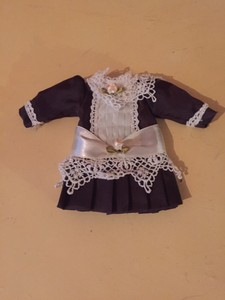 vestidos para muñecas antiguas