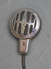 Vintage 60s Electronic Lapel Clip-On Portable Audio Microphone   1-1/2" Dia