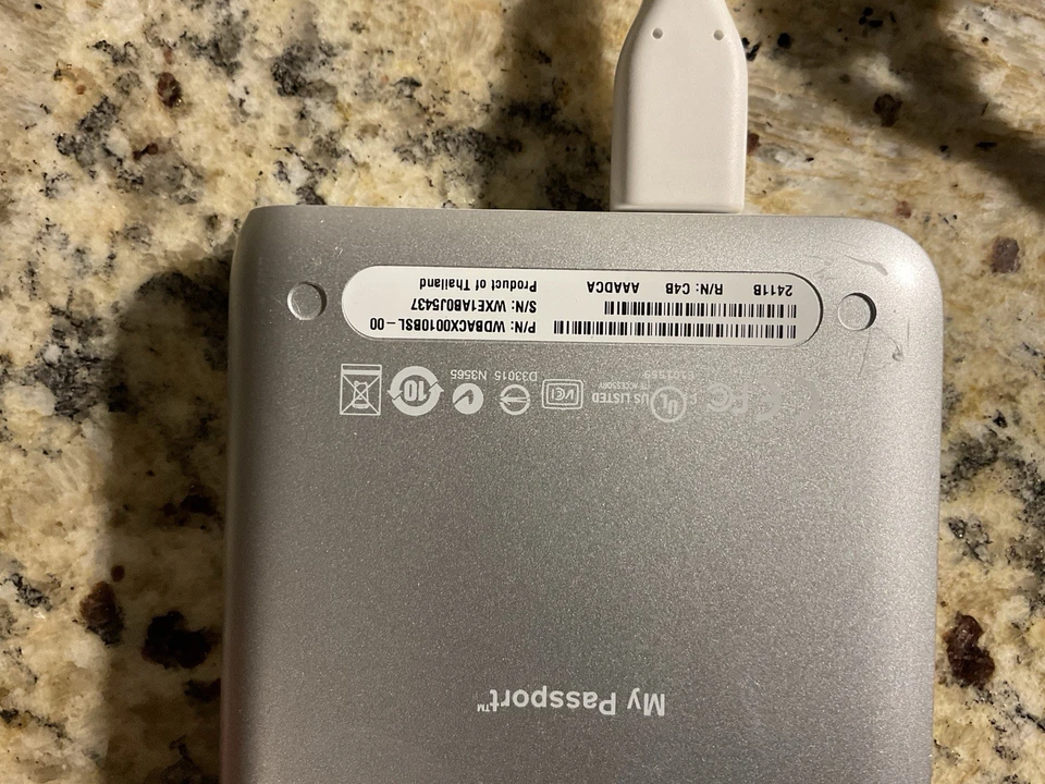 Western Digital My Passport 1TB Portable External HDD - Silver - Image 2 of 2