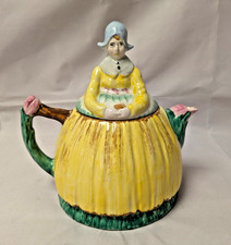 Art Deco Arthur Wood Dutch Lady Girl Novelty Teapot ~ Unusual colourway