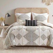 Queen Comforter Set, Boho Comforters with Chenille Trims Queen Bedding, All S...