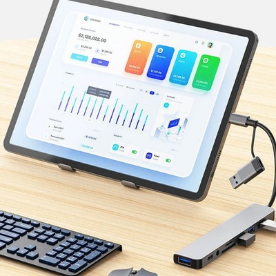 8 in 2 USB C Hub USB 3.0 SD TF Card Reader 3.5mm Audio Adapter Dock Station