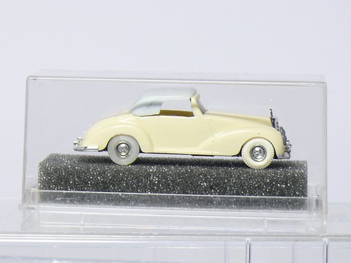 Praline Revell 4203 Mercedes 300 S Cabrio de Luxe coche clásico 1:87 H0 embalaje original - Imagen 2 de 10