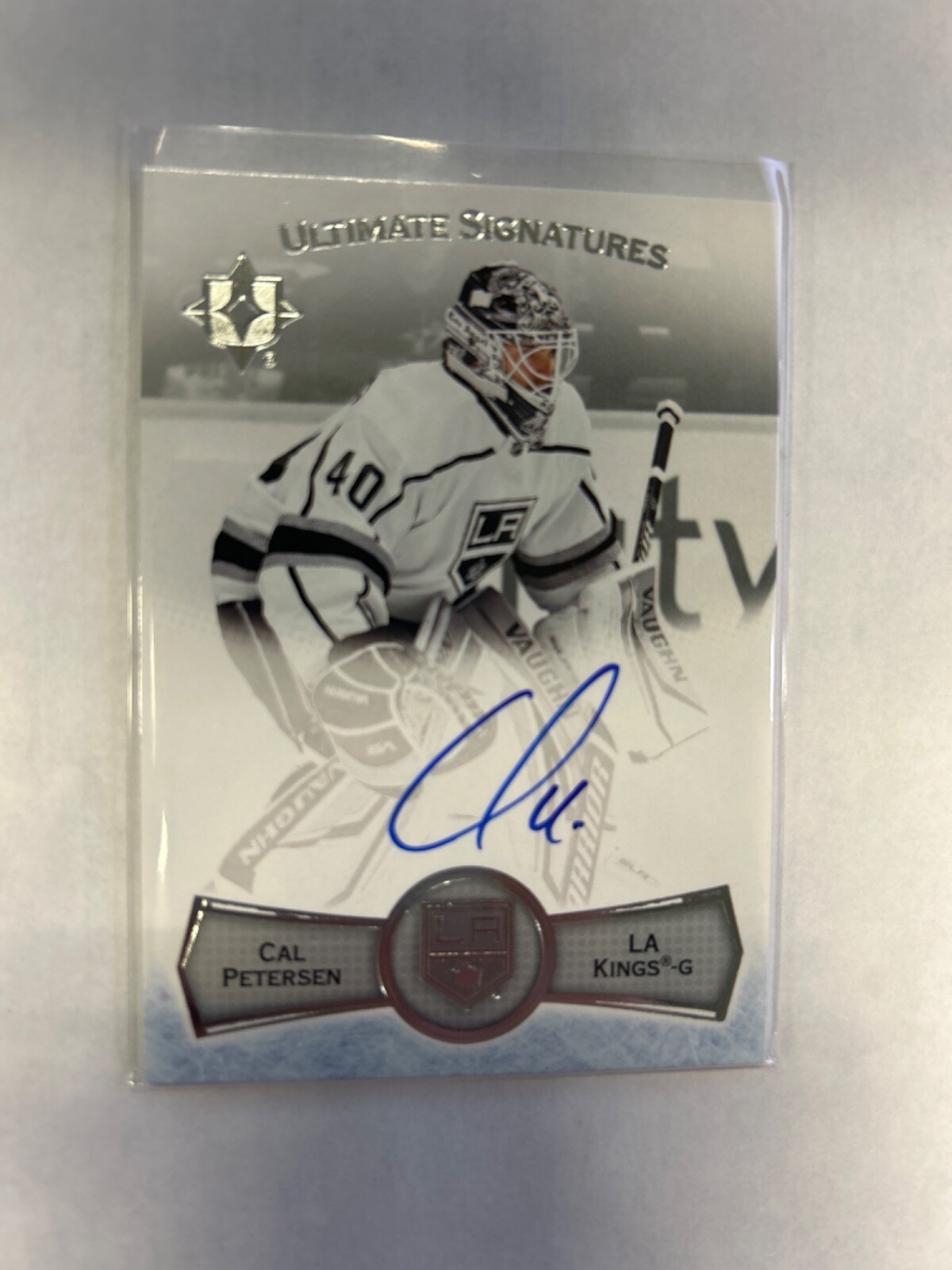 Cal Petersen 2022-23 Ultimate Collection Ultimate Signatures #US-CP Los Angeles