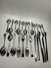 Oneida Stainless Flatware Set of 24 Pc (4-Forks 15-Spoons 5- Knives)Silverware