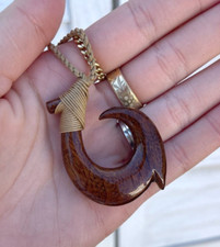 Genuine Koa Wood Hawaii Design Jewelry Fish Hook Pendant Choker/Necklace 45005