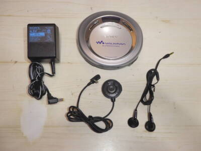【稼働品★AC電源付き】SONY ソニー　CD ウォークマン　D-E666 SONY CD Walkman D-E666 Personal CD Player w/Remote Control