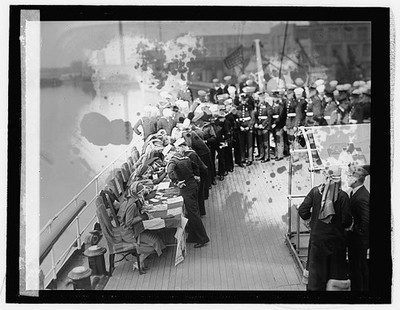 Photo:Mayflower Ship Crew Red Cross Enrollment 1925 Washington DC