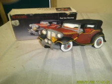 ARTMARK CAST IRON RED MODEL "A" LOOK CAR DOORSTOP