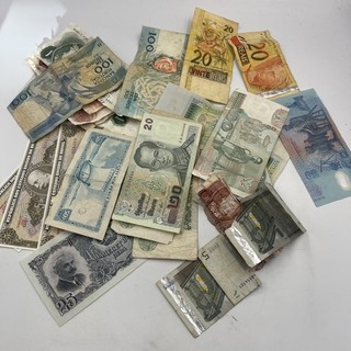 50 x Mixed Currency Bank Notes inc. Portugal Brasil British Shillings