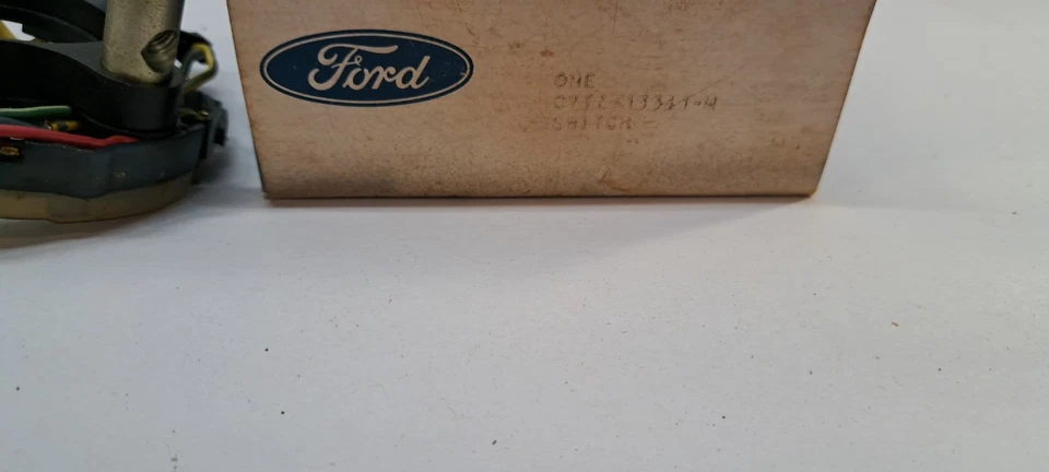 Interruptor intermitente Ford F500 F650 F750 1967-1968 C7TZ13341M RSTSF750 Foto 3 de 4