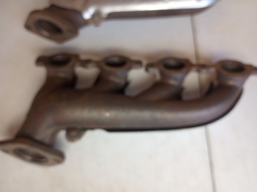 Crate Motor Takoff 10-15 Chevy Camaro SS 6.2L V8 LS3 Pair LH&RH Exhaust Manifold - Foto 10 di 11