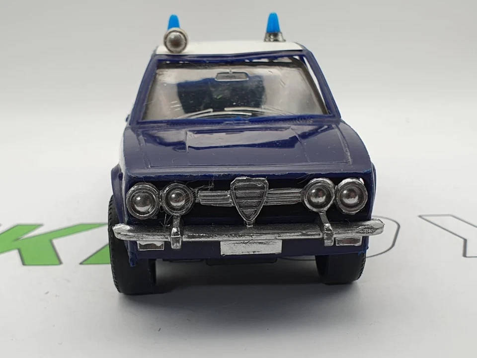 Alfa Romeo Alfetta Carabinieri Plastic Eurostil 1/24 - Image 3 of 4