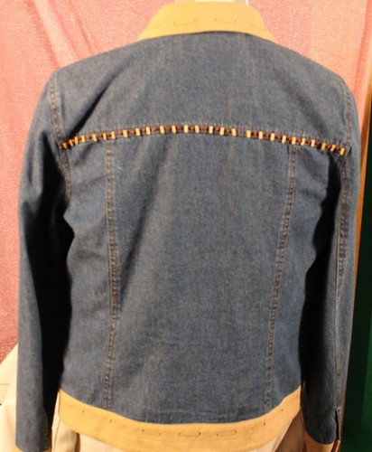 Christina Hope Jean Jacket - Picture 2 of 4