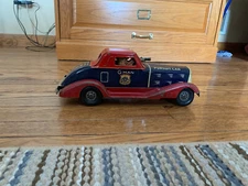 VINTAGE 1930's G-MAN PURSUIT WIND UP TOY CAR BY LOUIS MARX & CO.,  KEY INCLUDED