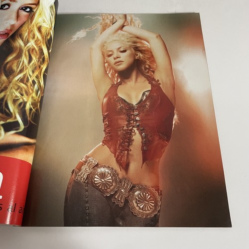 H for MEN #45 Shakira and FF4 Cover 2003 Foreign Magazine Mexico HOT STUFF** - Picture 9 of 13