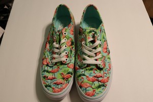 pink flamingo tennis shoes