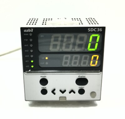 AZBIL CORPORATION SDC36 SINGLE LOOP CONTROLLER C36TCCUA2200