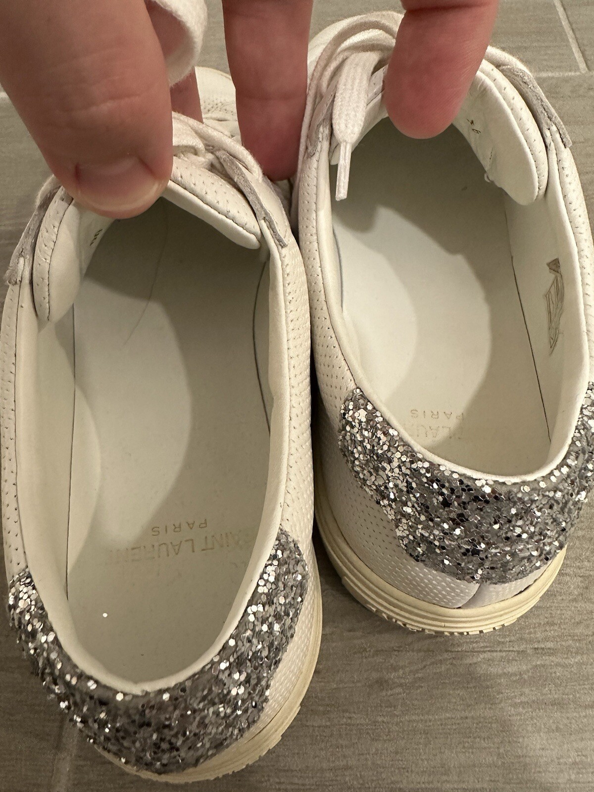 Sneakers basse SAINT LAURENT in pelle di vitello traforata glitter Andy taglia 36 EU