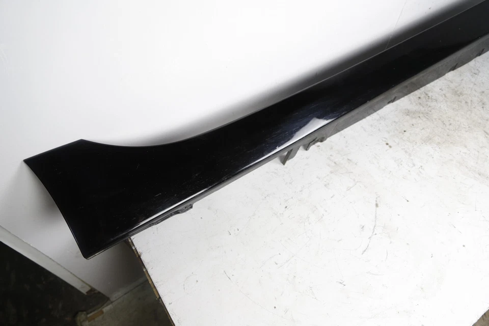 BMW 228i F44 2020 2021 pasajero derecho faldón lateral panel basculante negro azabache OEM Foto 4 de 4