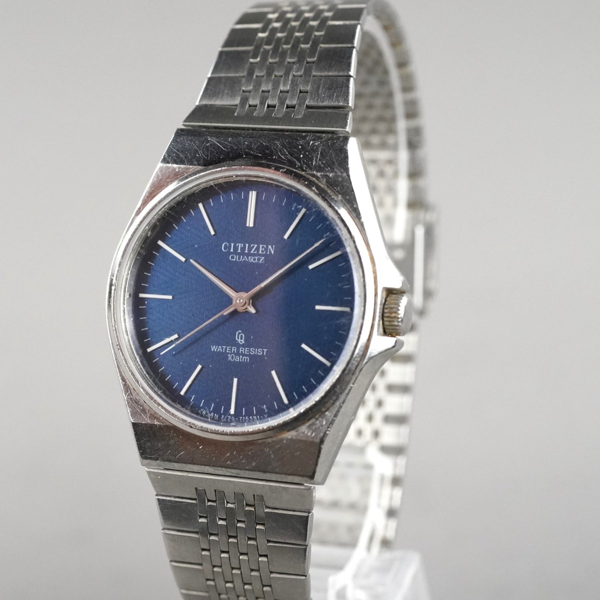 Vintage Citizen Mens Watch 26mm Silver Tone Mesh Diamond  display picture 1