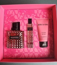 Valentino Donna Born in Roma Eau de Parfum Gift Set ($232 value)