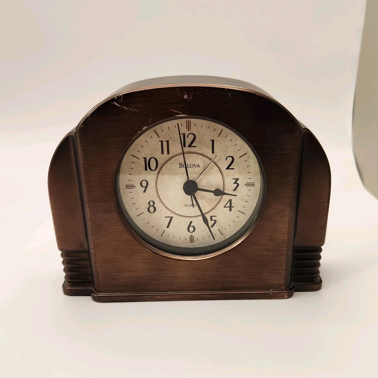Bulova Brown Metal Mantel Clock Quartz Analog Crowned Top. V