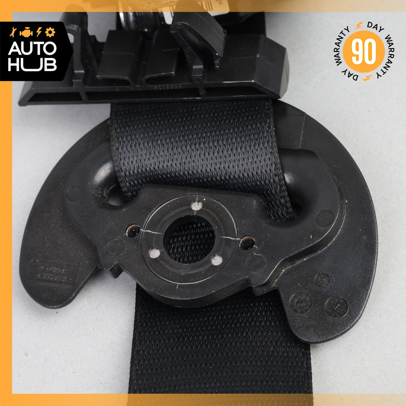 14-22 Maserati Ghibli SQ4 M157 Front Left Driver Side Seat Belt OEM 69k