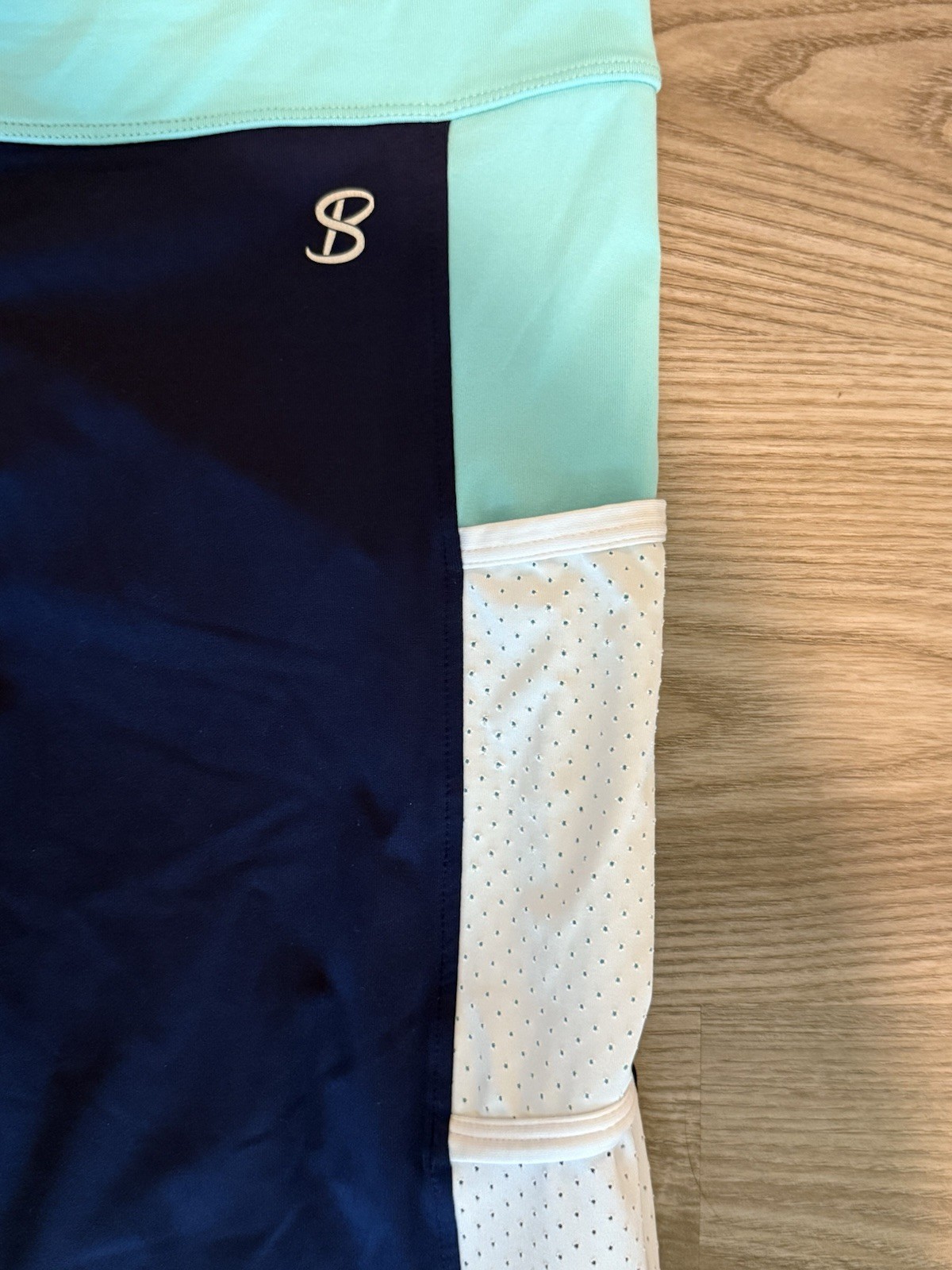 Sofibella Vented Athletic Legging Stash Pocket Wo… - image 3