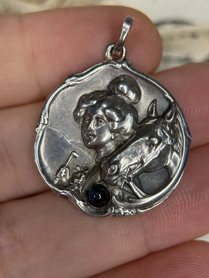 Jugendstil Kettenanhänger Silber Saphir Dame Pferd Reiten Art Nouveau Frau - Bild 2 von 4