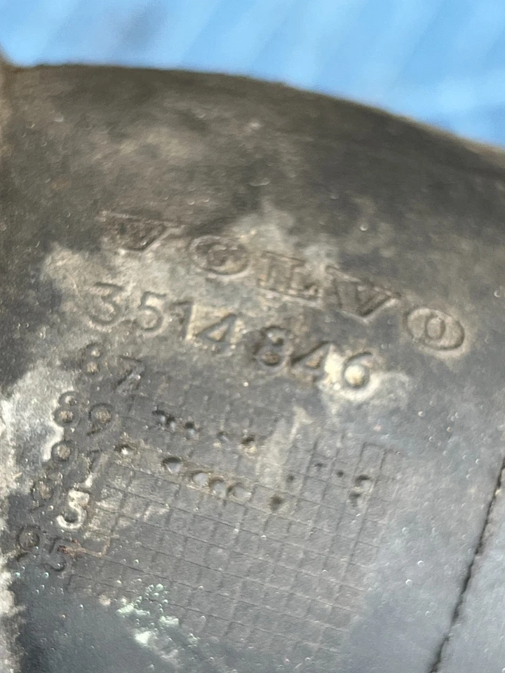 Volvo 740 940 1989-1995 sedán manguera de admisión de aire fresco conducto 3514846 OEM #3701EM Foto 3 de 4