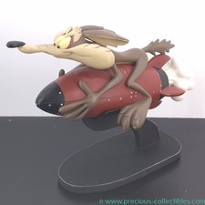 Impossible find! Vintage Wile E. Coyote Statue. Rutten. Peter Mook. Rocket.