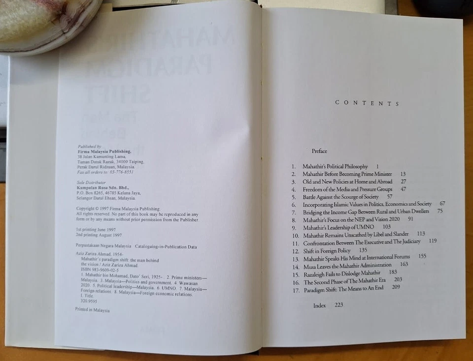 Mahathir's Paradigm Shift - The Man Behind the Vision - Aziz Zariza Ahmad 1997 - Image 3 of 4