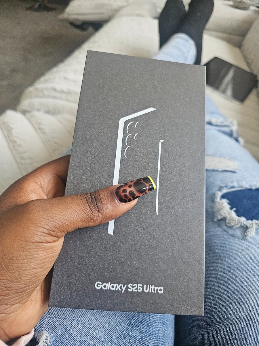 Samsung Galaxy S25 Ultra - 512 GB - Titanium Gray (Unlocked) for