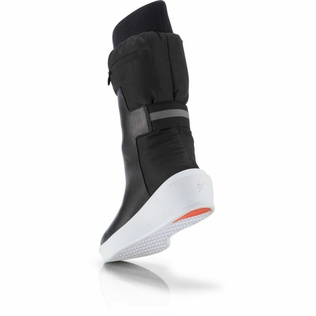 womens black under armour boots