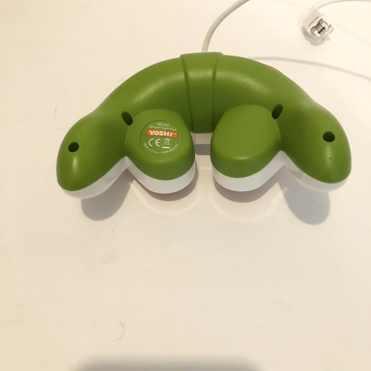 Manette Yoshi Super Smash Bros – Wired Fight Pad – Wii U / Wii – Neuf