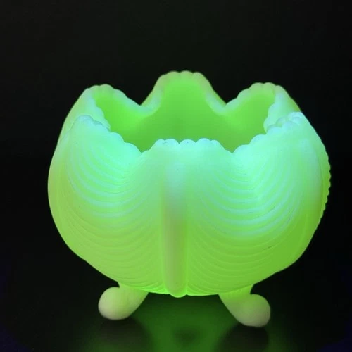 Fenton Draped Curtain Rose Bowl Uranium Glass Custard Three Footed 5” VTG