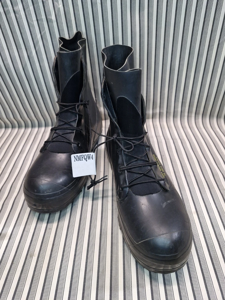 Bata Boots for Men for Sale - Shop New & Used Men display picture 1