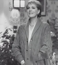 Julie Andrews 8x10 Photo 120825-9