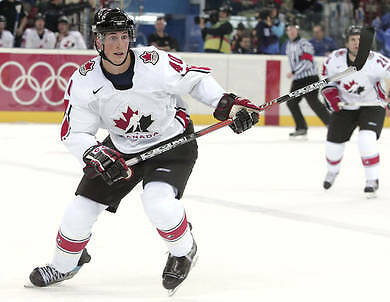 McFarlane NHL Team Canada 2004 VINCENT LECAVALIER #4