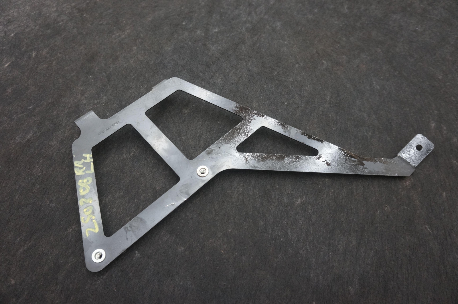 Set 2 Rear Left & Right Quarter Wing Support Bracket 11A4900CP McLaren 650S 2015