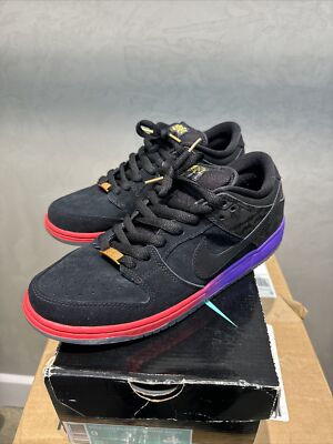 Sample Pair / 999999999 Sample Tag* Nike Dunk Premium SB QS Low