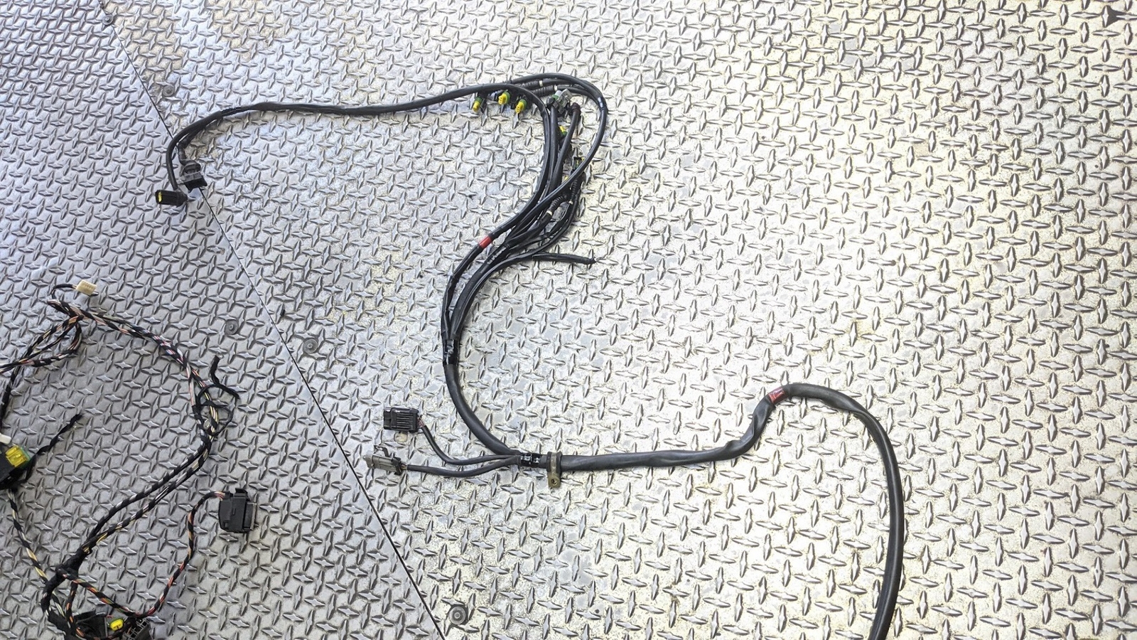 Ferrari Part TRANSMISSION CABLE COMPLETE 181343